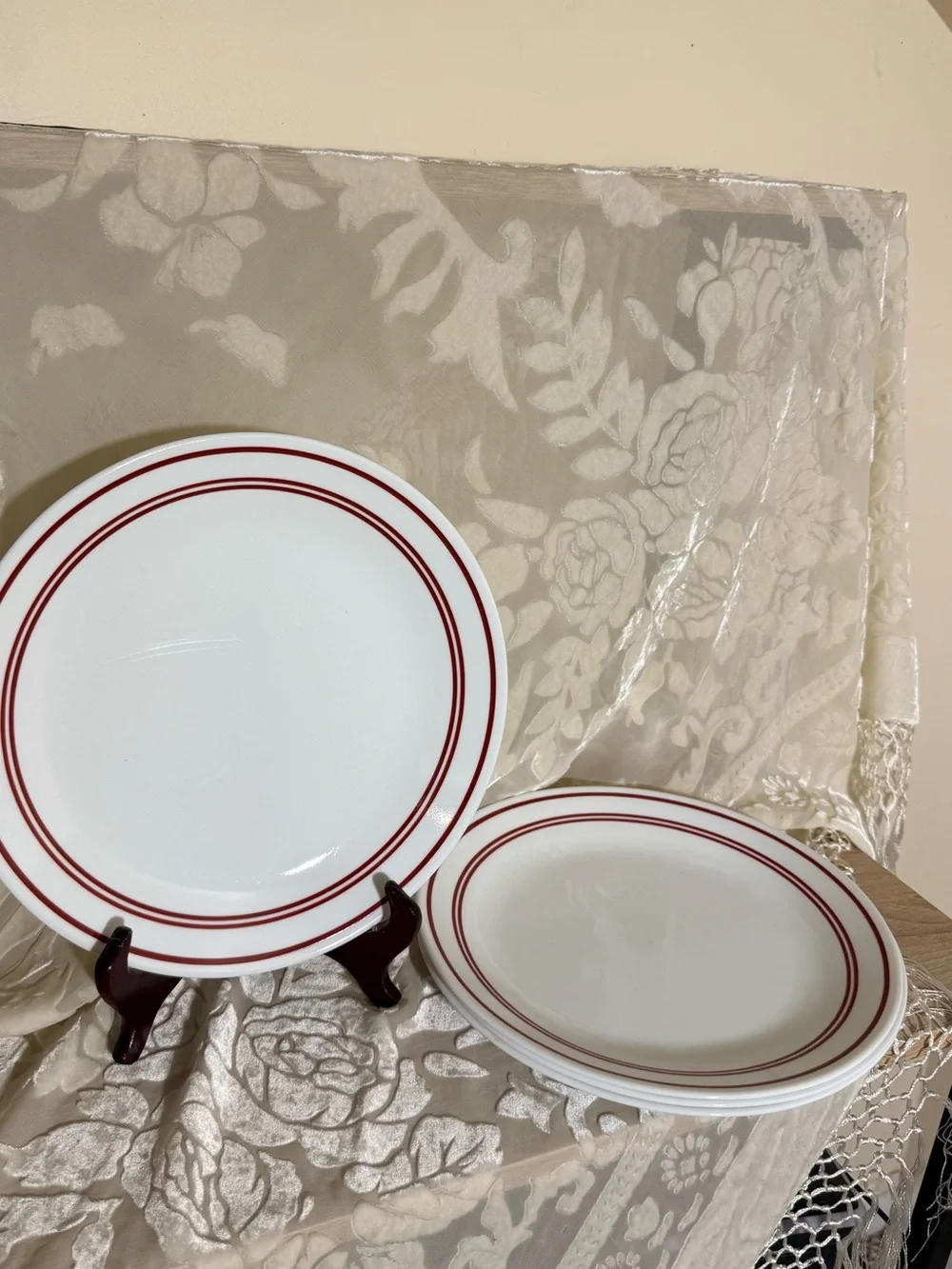 Set of 4 Corelle Vitrelle 10in Dinner Plate Classic Café Red Pattern